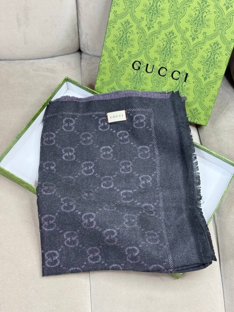 Шарф Gucci