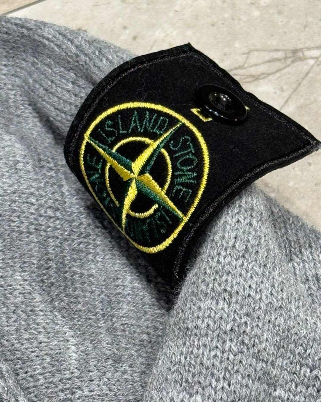 Свитер Stone Island