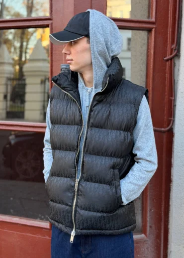 Жилет Dior