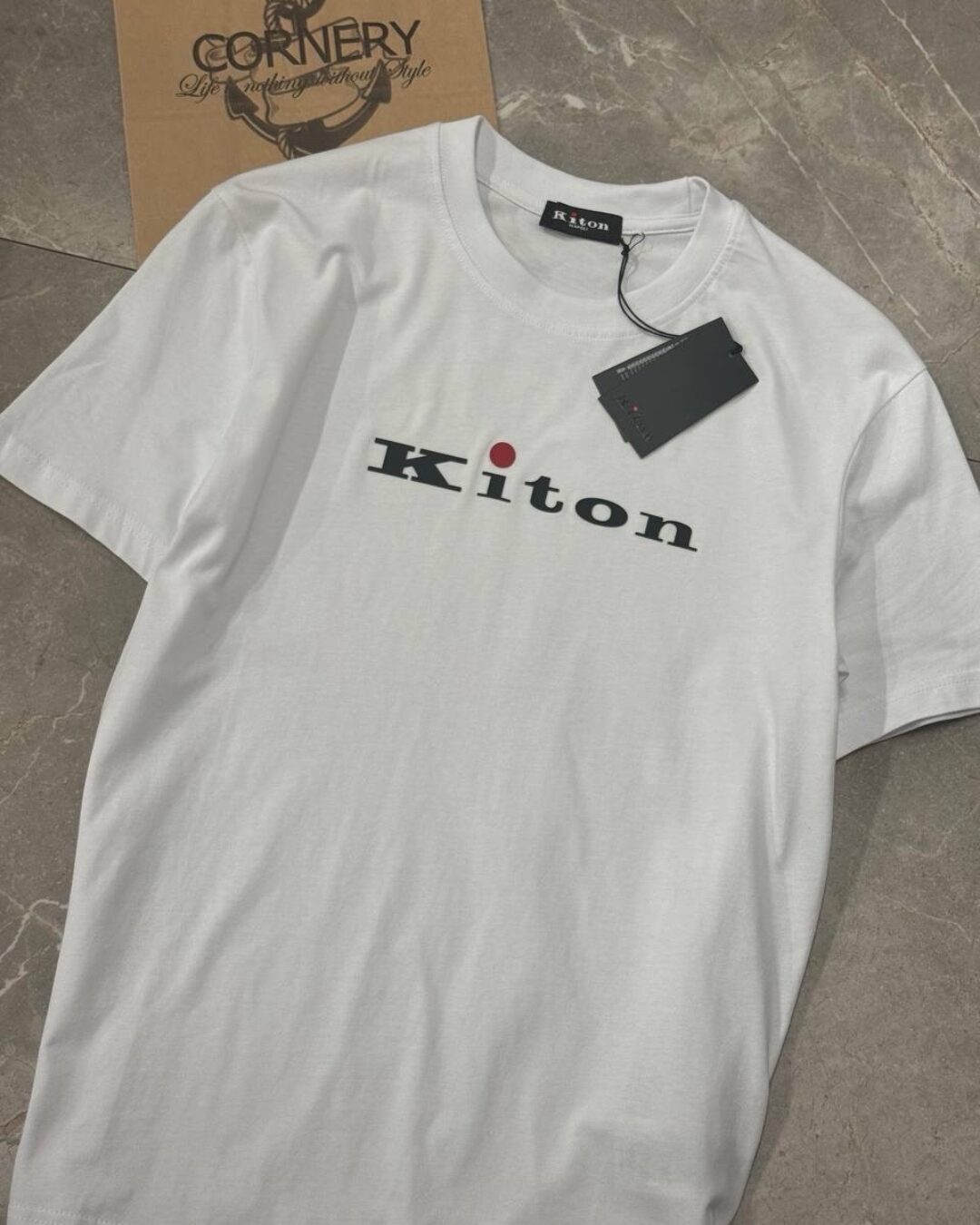 Футболка Kiton