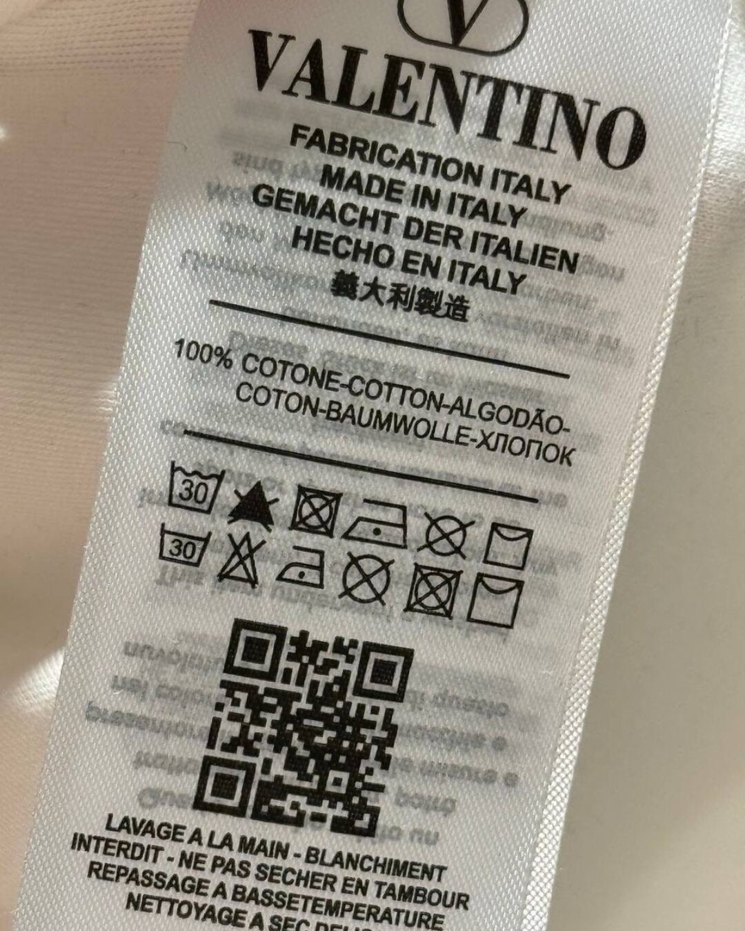 Футболка Valentino