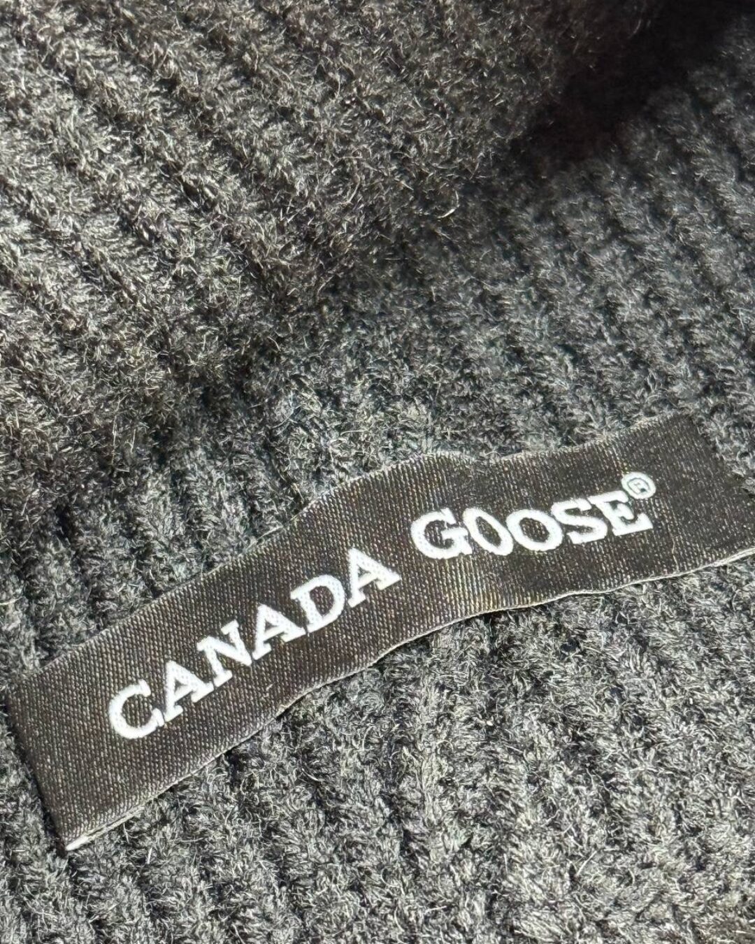 Шапка Canada Goose