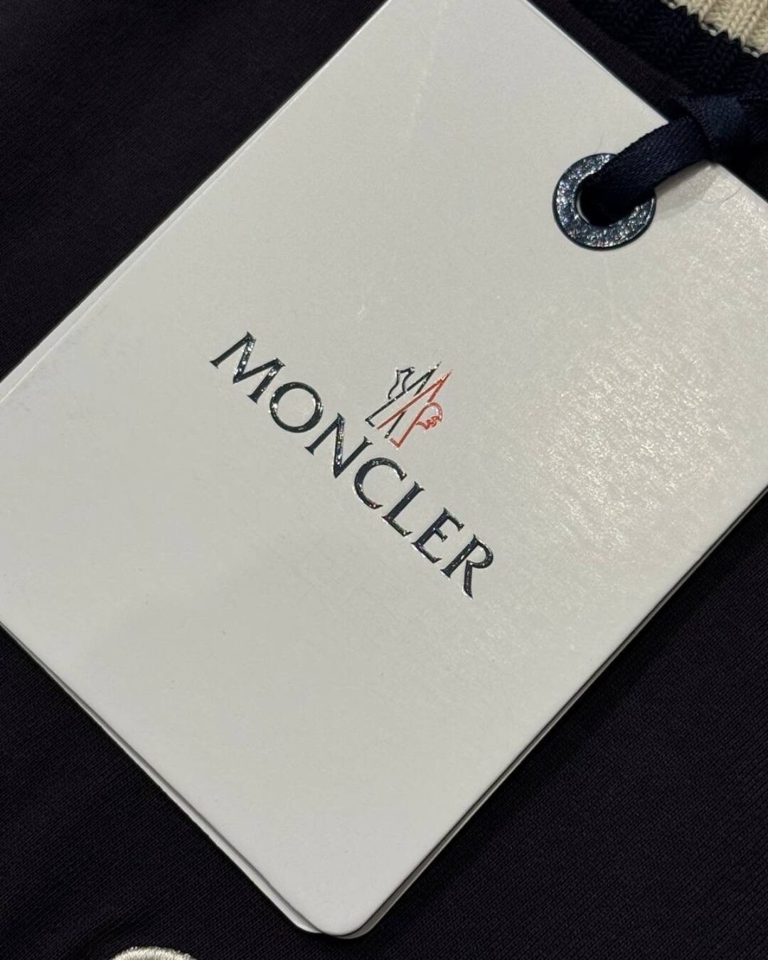Футболка Moncler