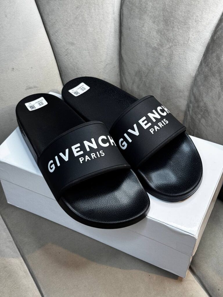 Тапки Givenchy