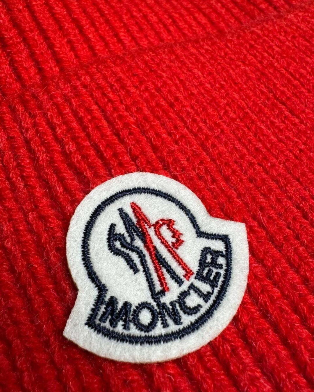 Шапка Moncler