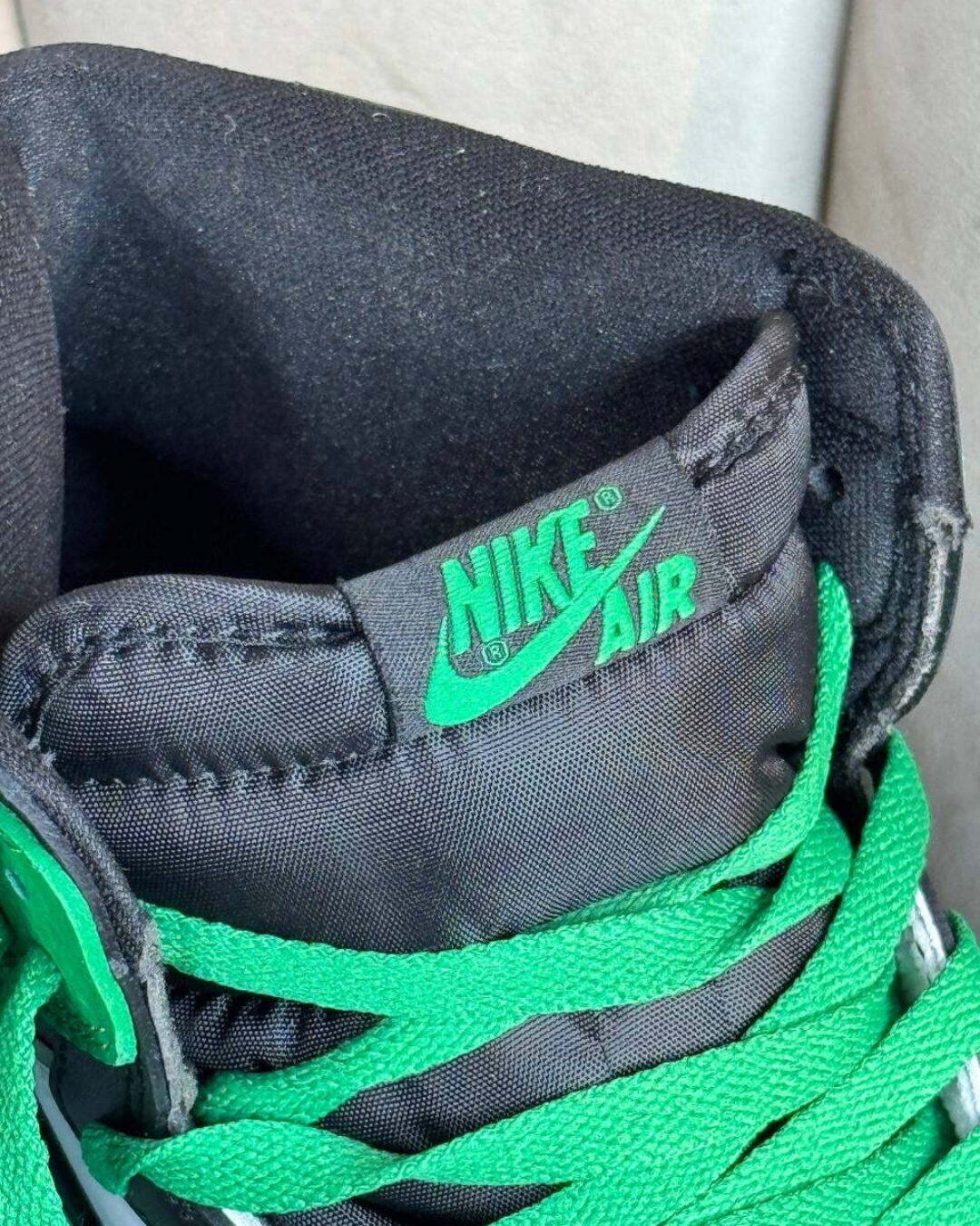 Кроссовки Jordan 1 High OG Lucky Green