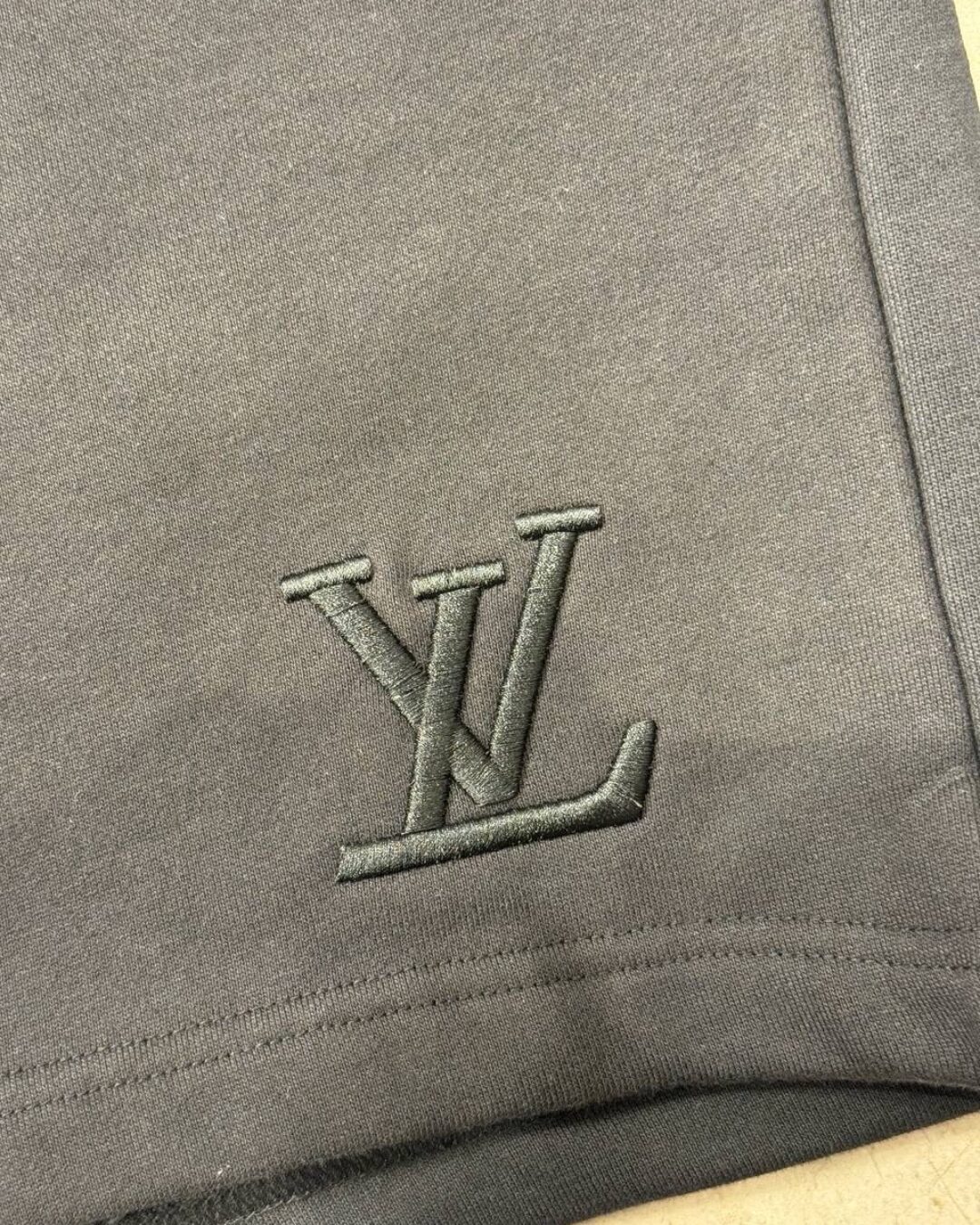 Шорты Louis Vuitton