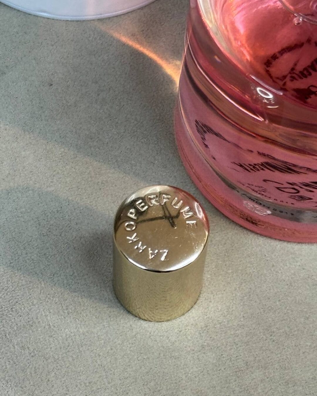 Парфюм Pink Molecule Zarkoperfume