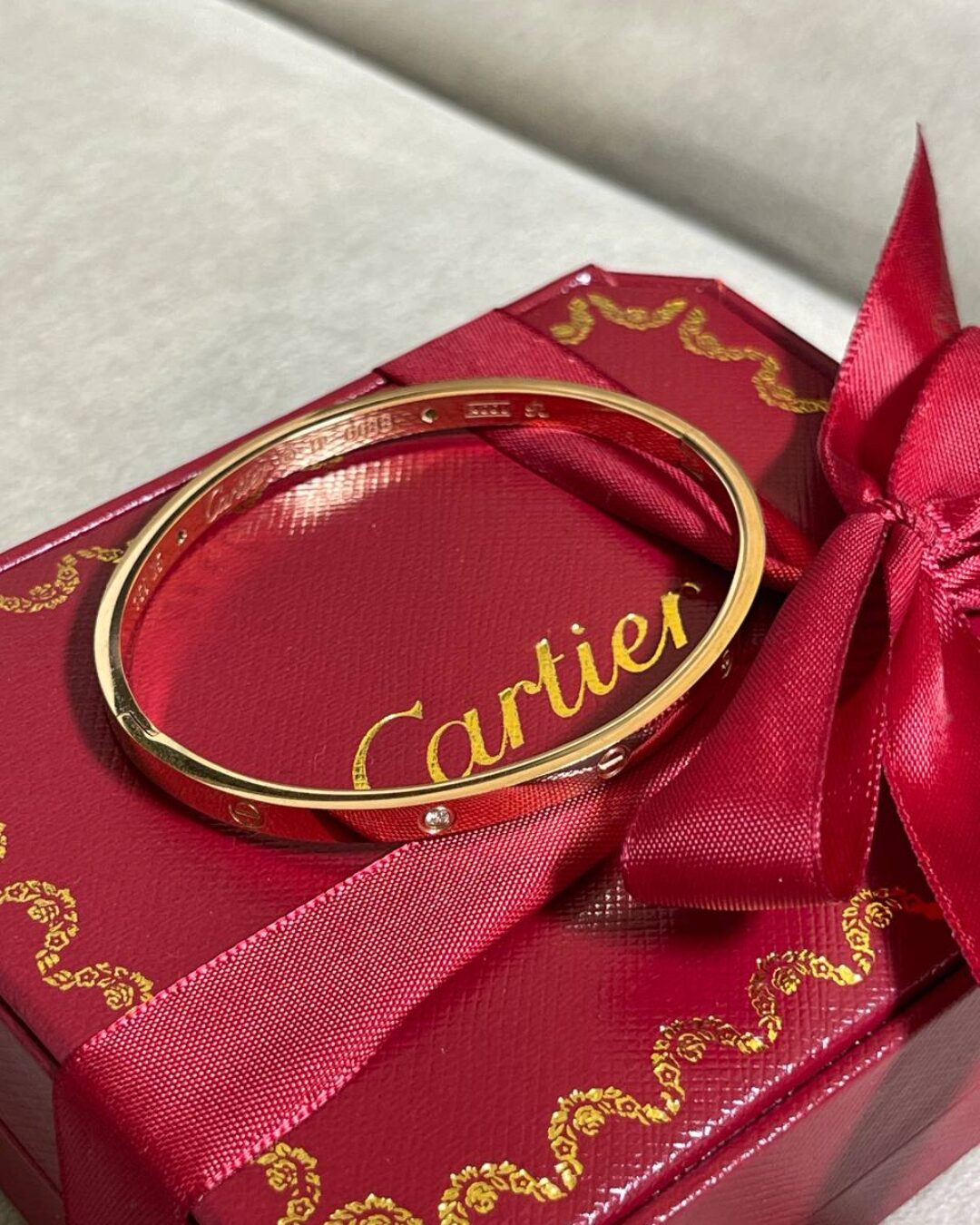 Браслет Cartier Love (тонкий)(камни)