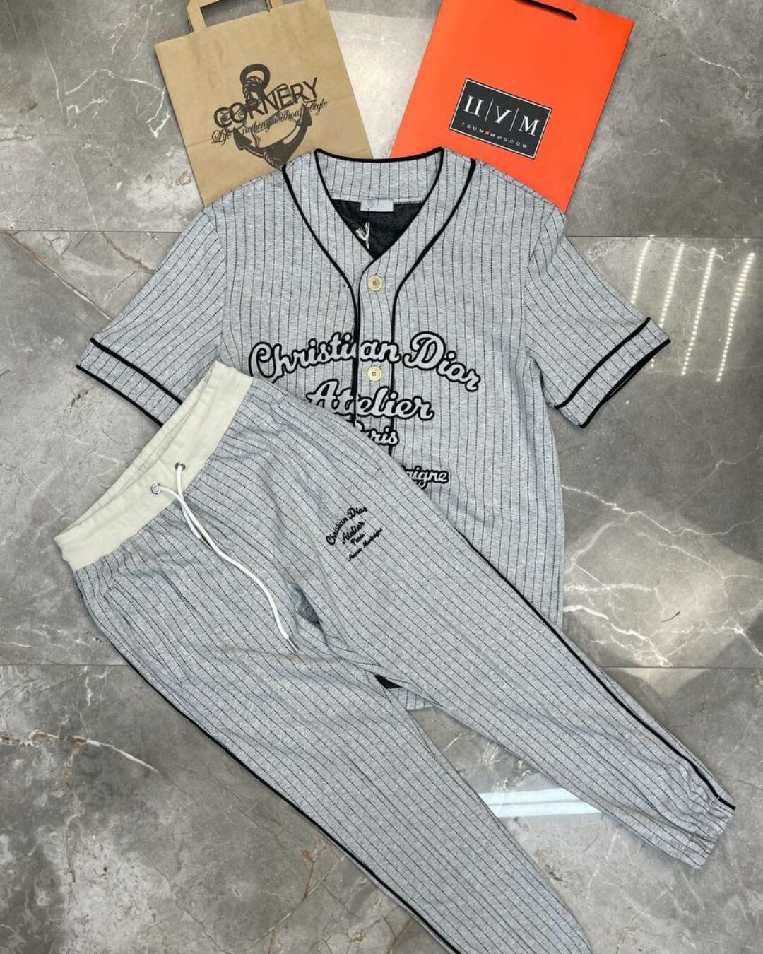 Костюм Dior