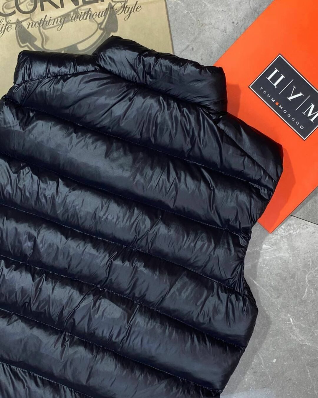 Жилет Moncler
