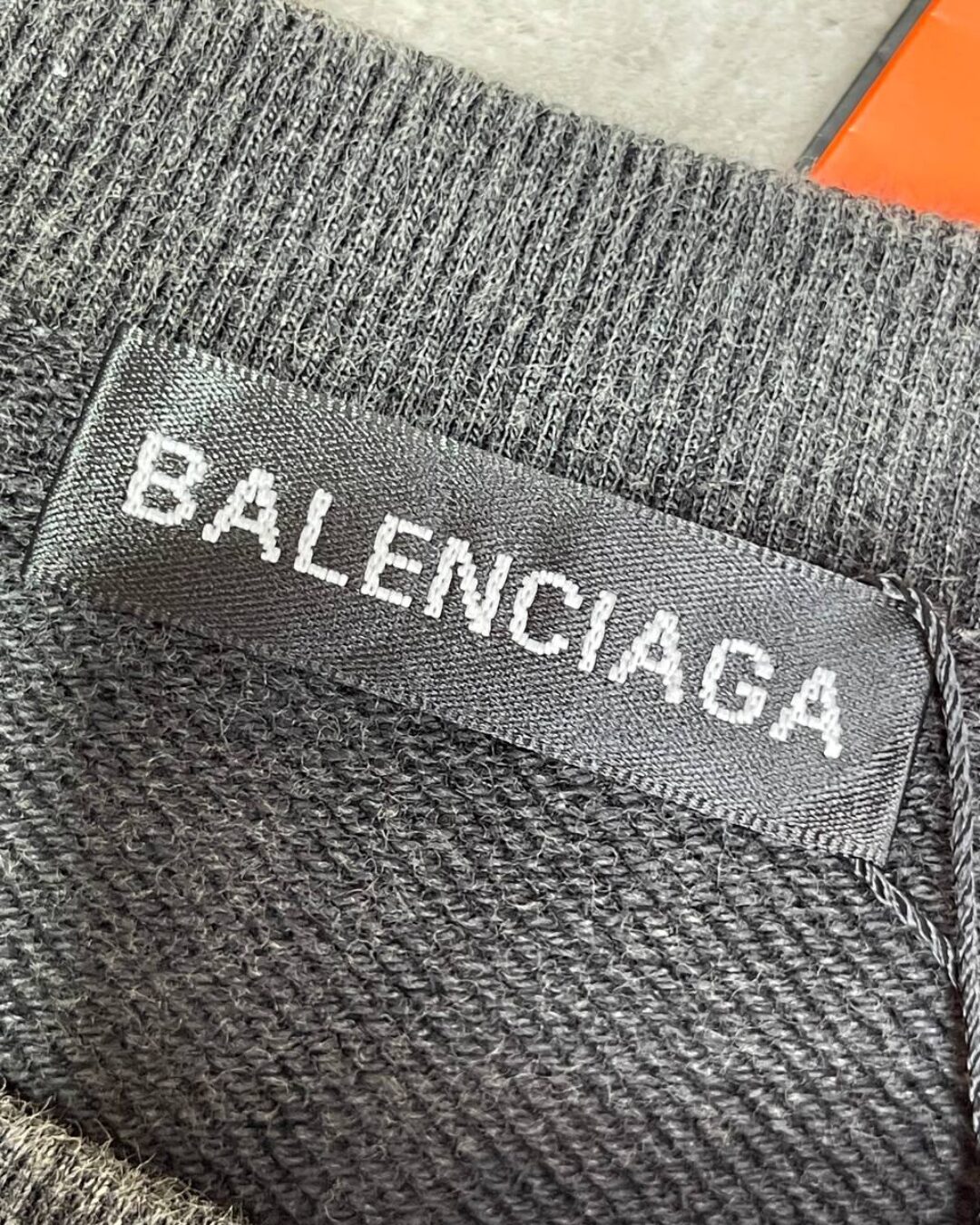 Кофта Balenciaga — фото 6