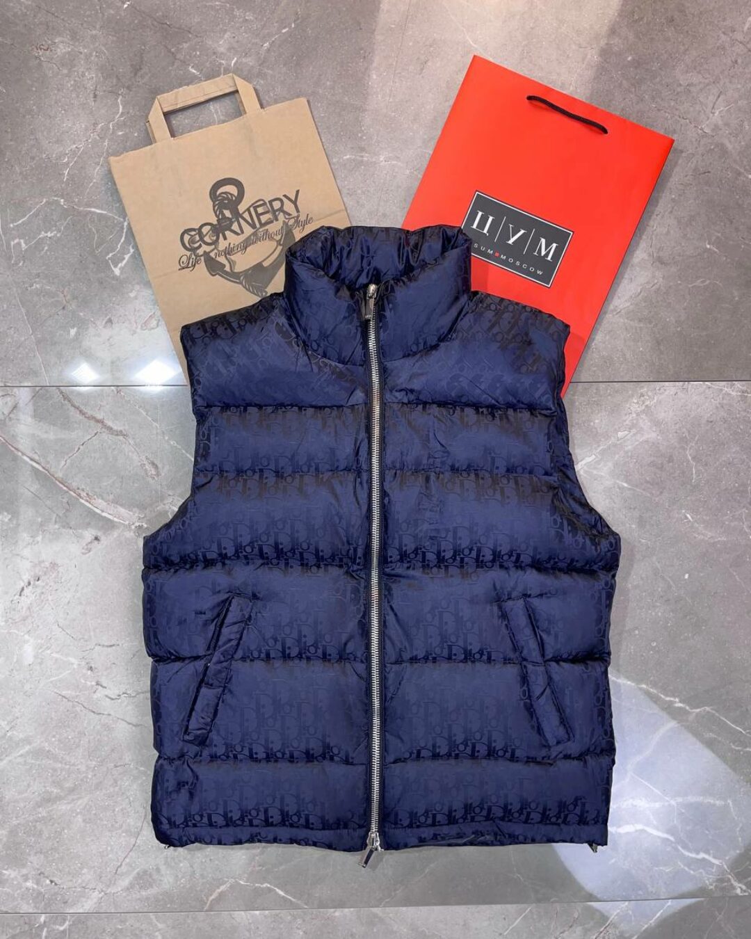 Жилет Dior