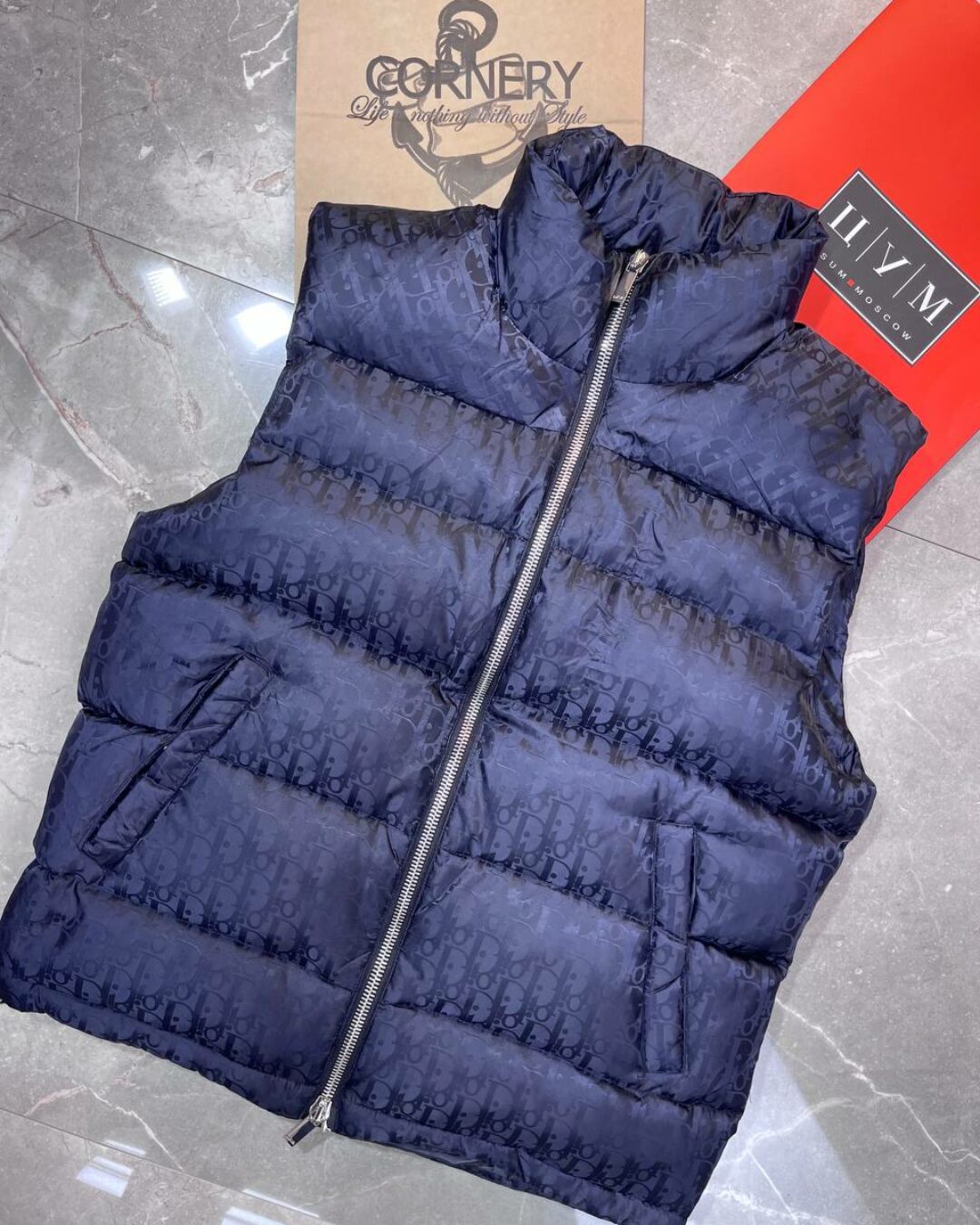 Жилет Dior