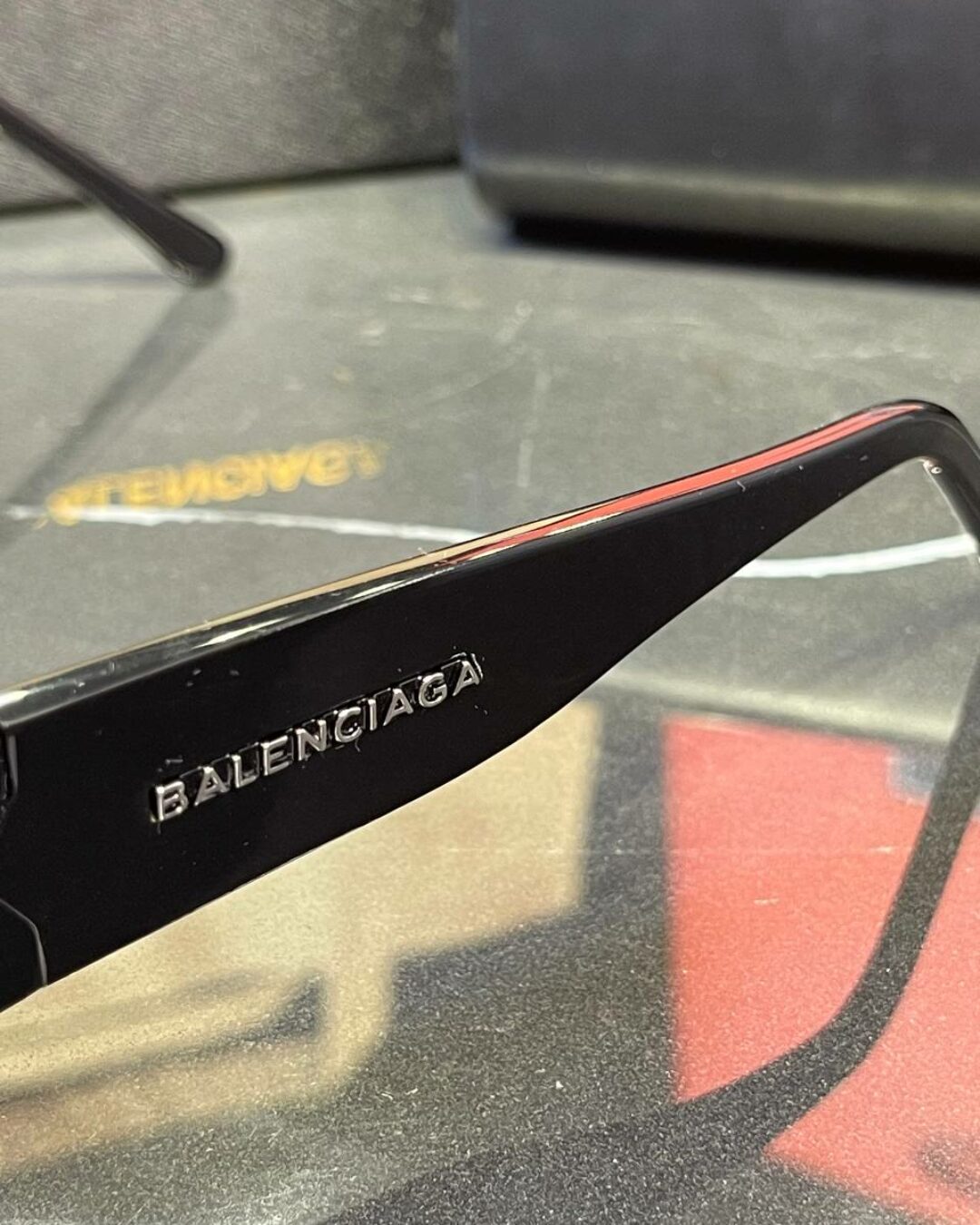 Очки Balenciaga