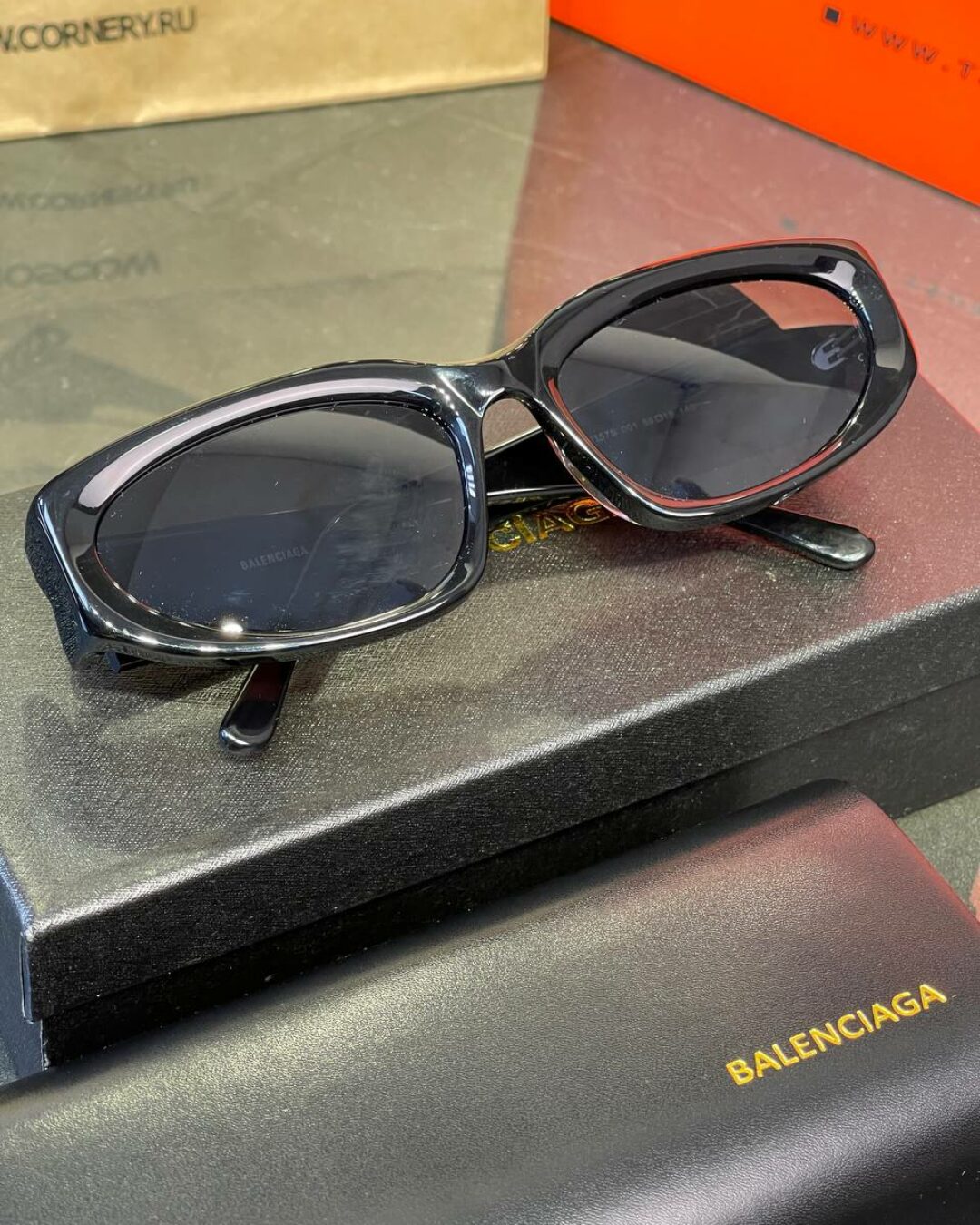 Очки Balenciaga