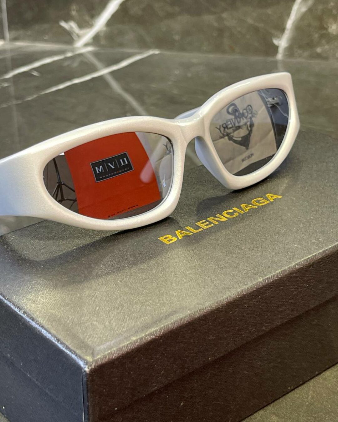 Очки Balenciaga