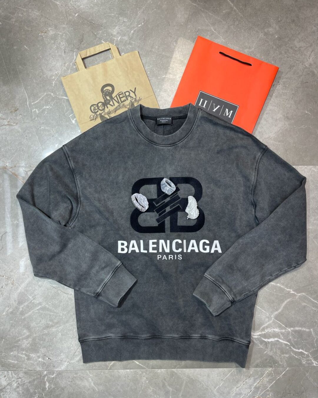 Кофта Balenciaga