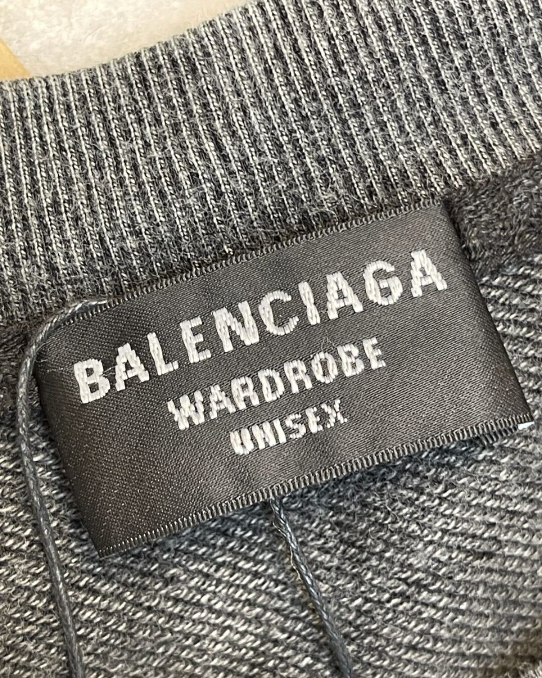 Кофта Balenciaga — фото 9