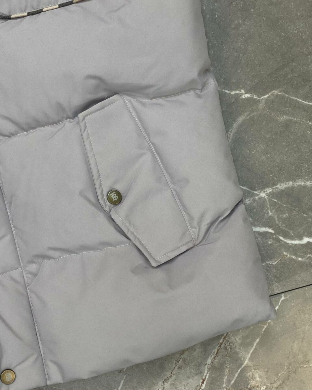 Жилет Burberry