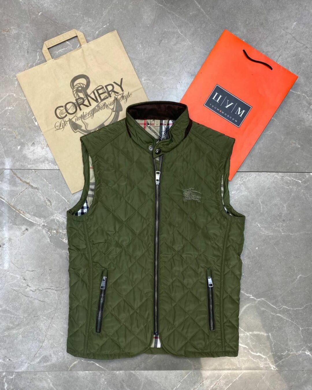 Жилет Burberry