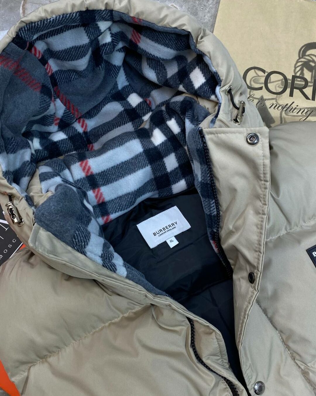 Жилет Burberry