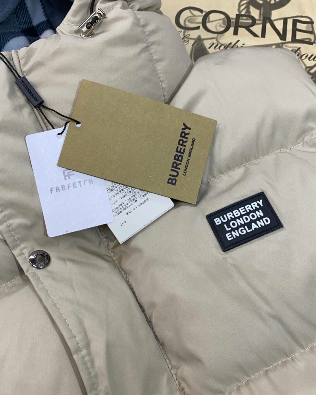 Жилет Burberry