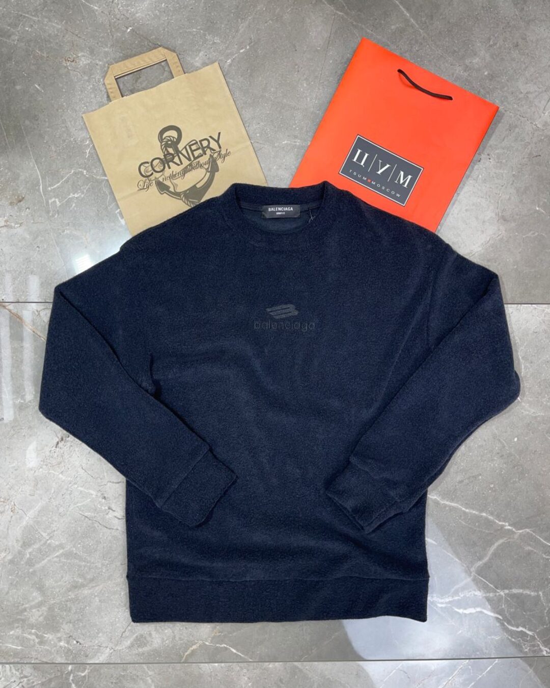 Кофта Balenciaga