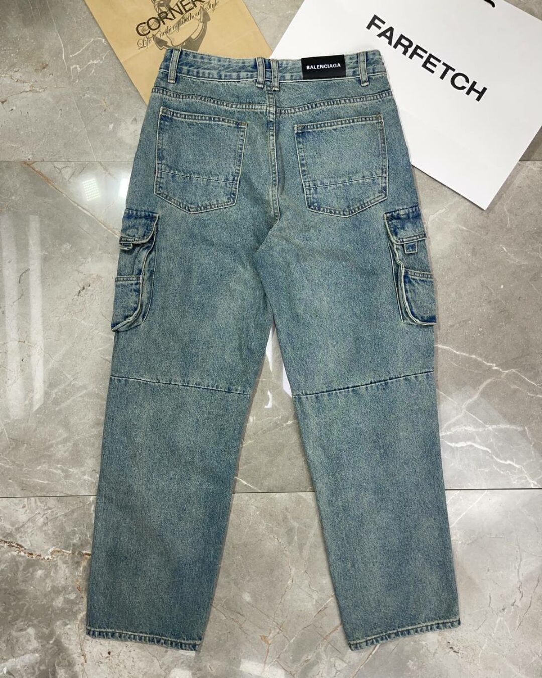 Джинсы Balenciaga