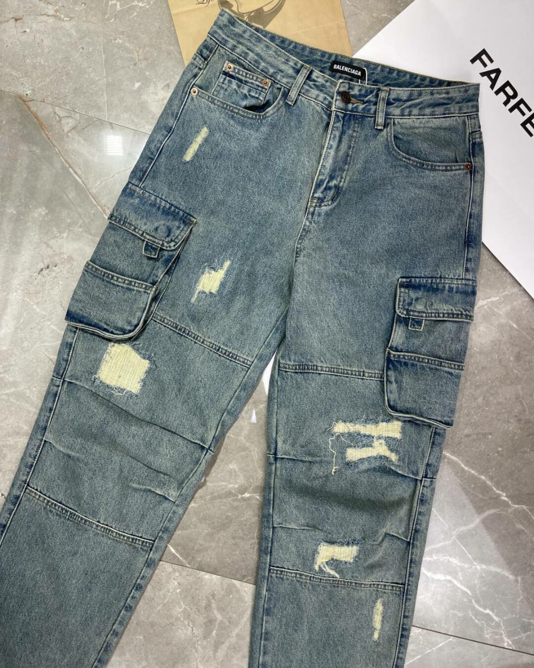 Джинсы Balenciaga