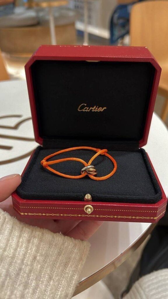 Браслет Cartier Trinity Red
