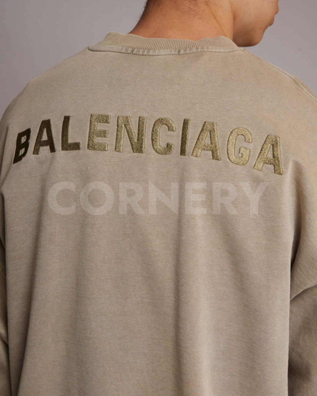 Кофта Balenciaga — фото 9