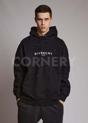 Худи Givenchy