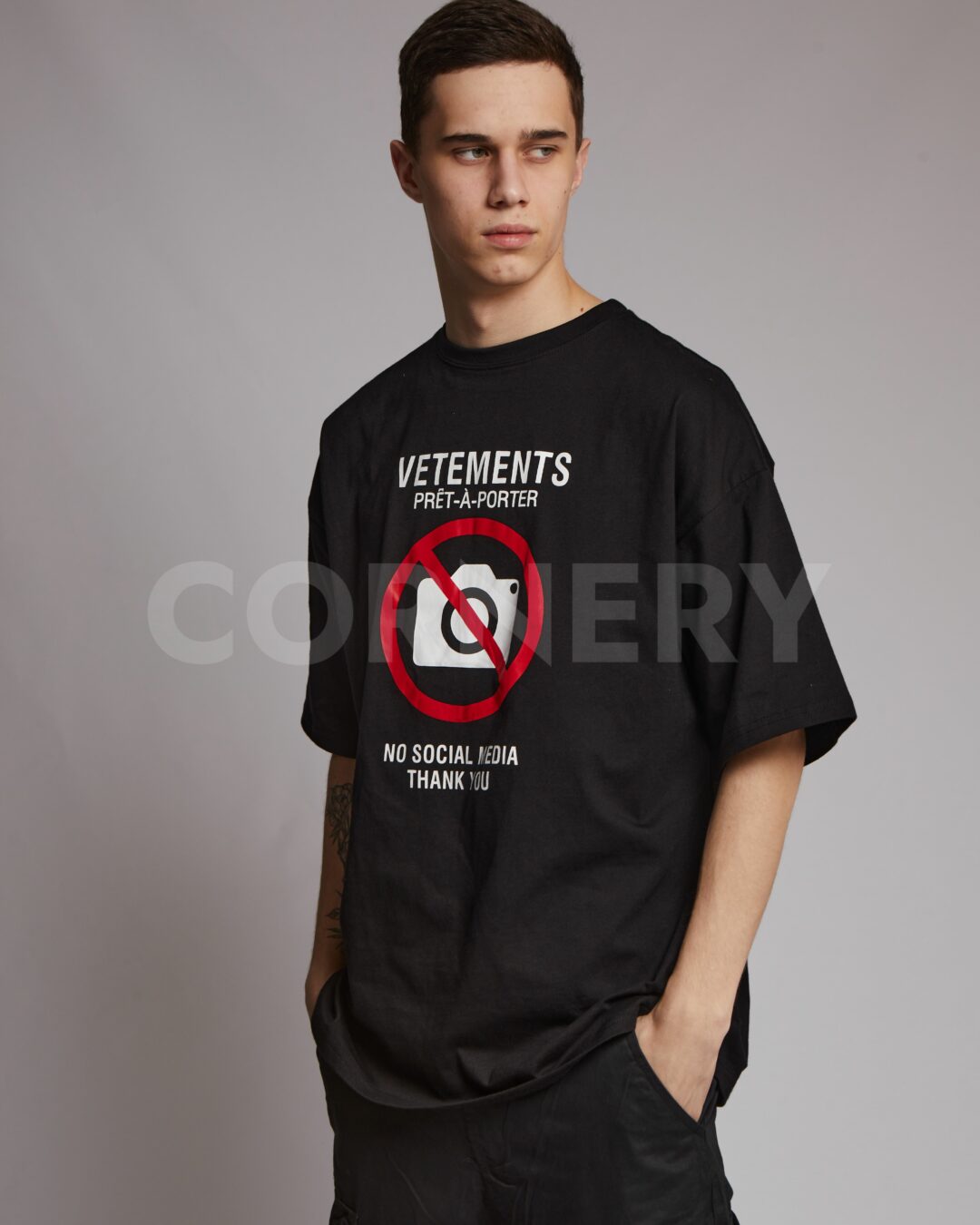 Футболка Vetements