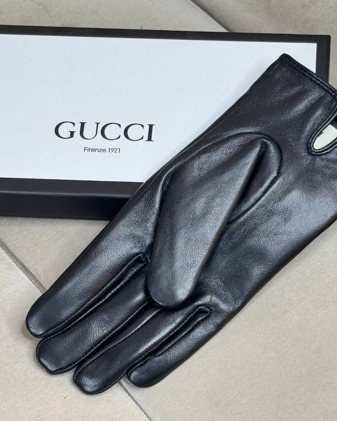 Перчатки Gucci