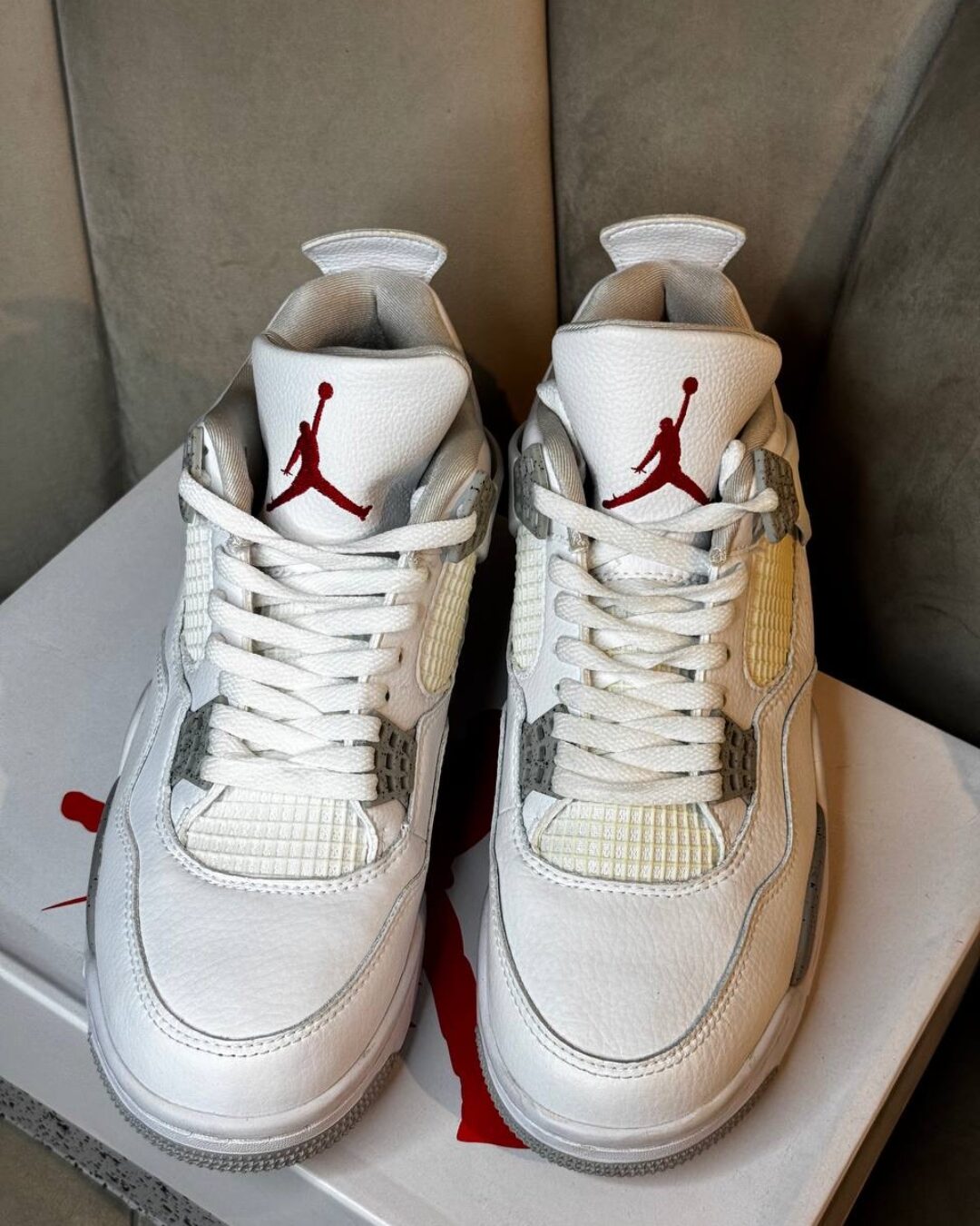 Кроссовки Jordan 4 Retro White Oreo