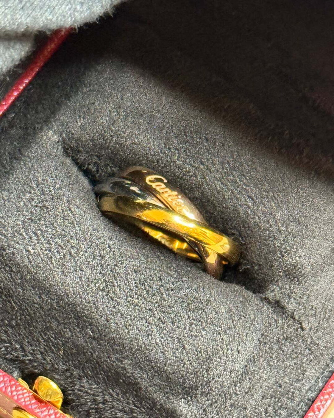 Кольцо Cartier Trinity