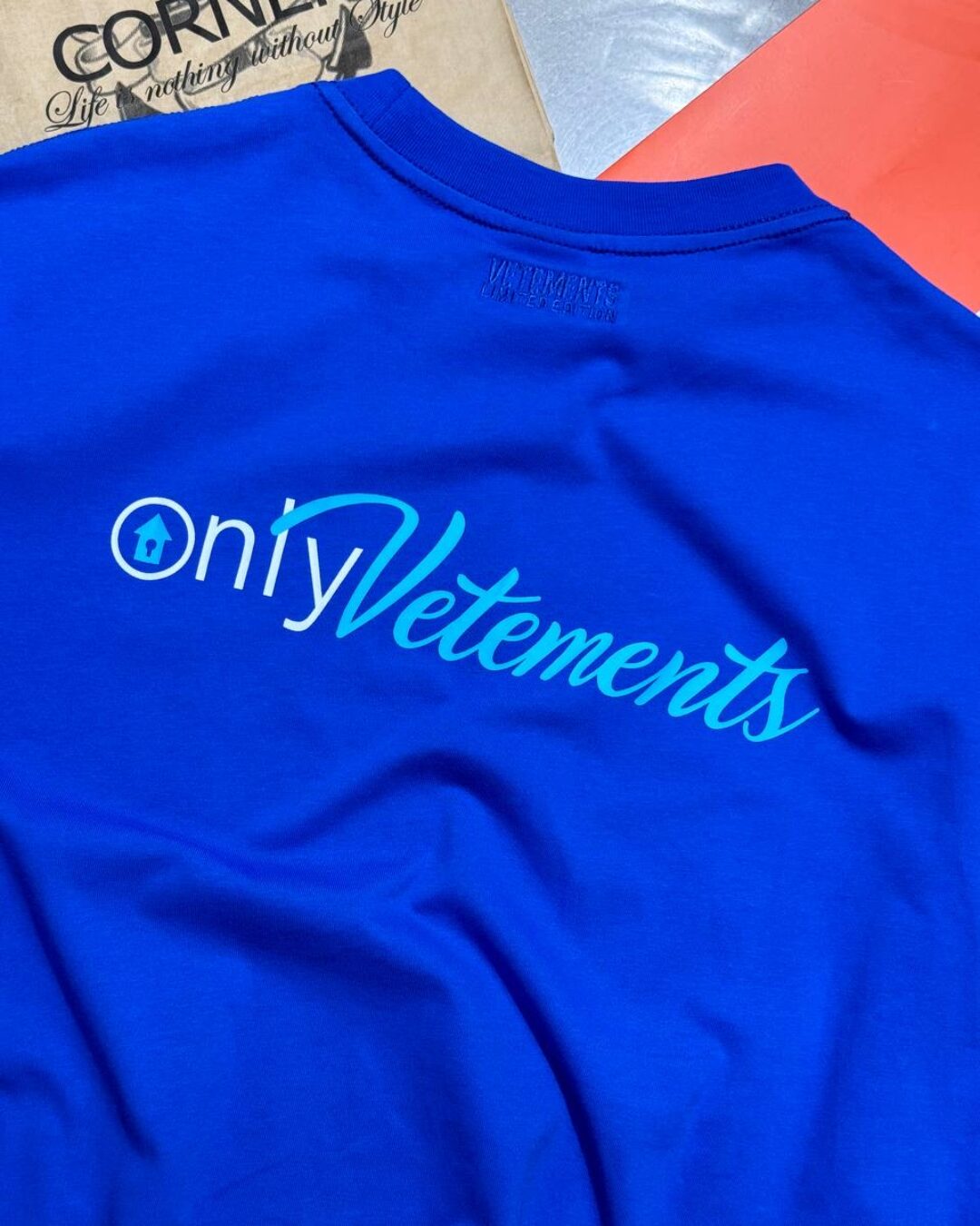 Футболка Vetements Only — фото 9