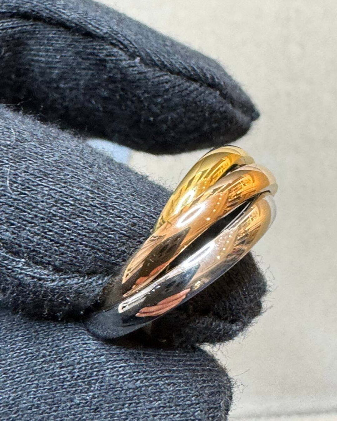 Кольцо Cartier Trinity