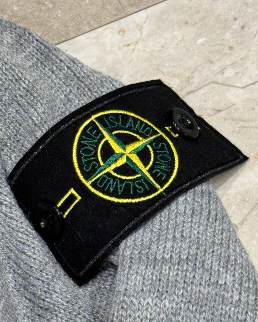 Свитер Stone Island