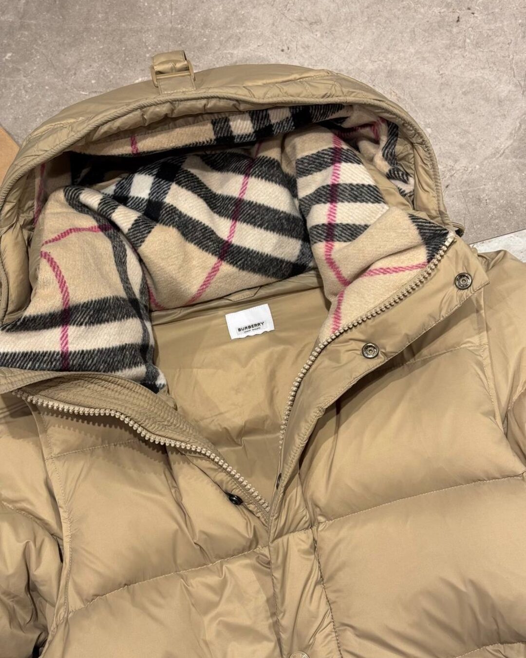 Пуховик Burberry