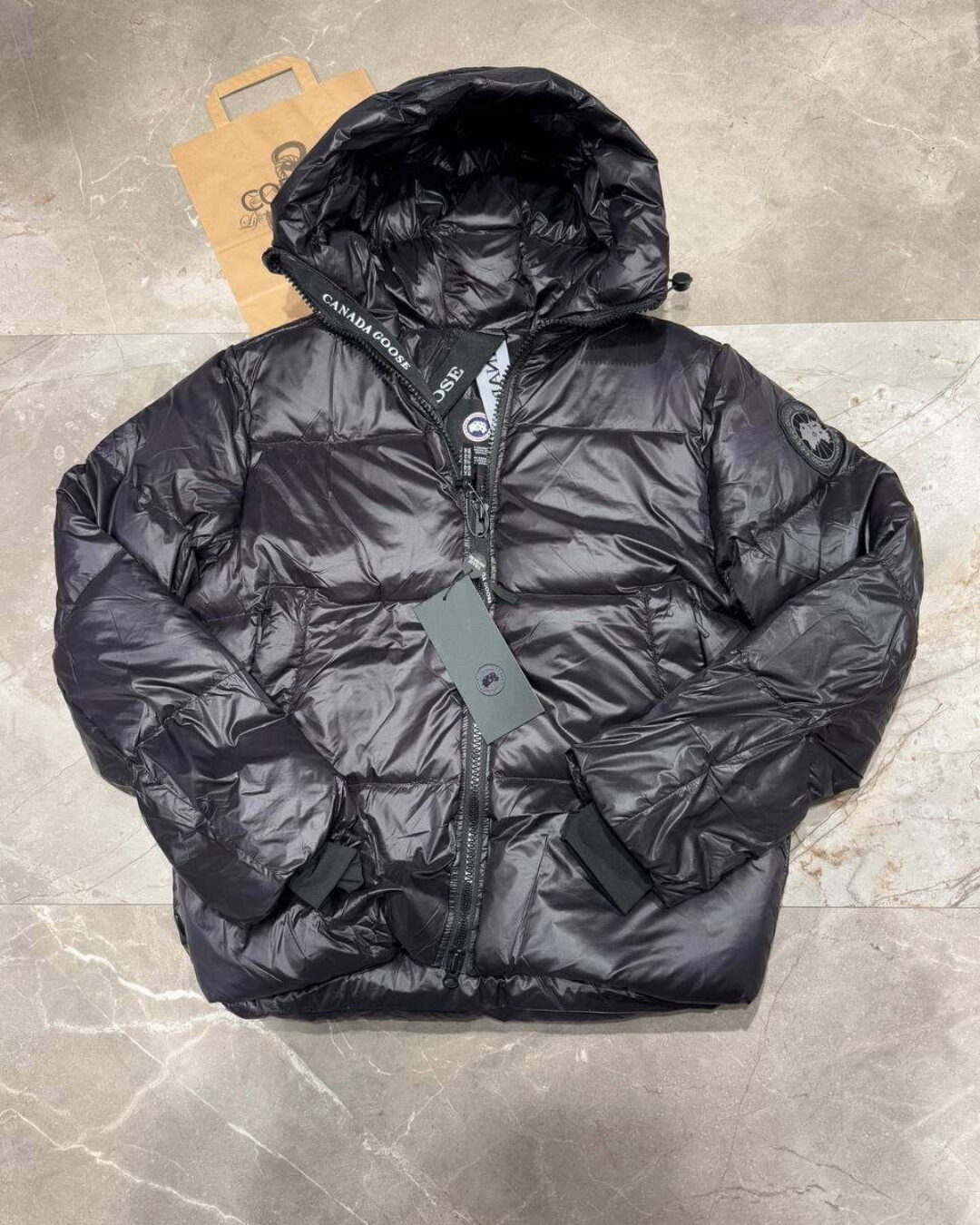 Пуховик Canada Goose