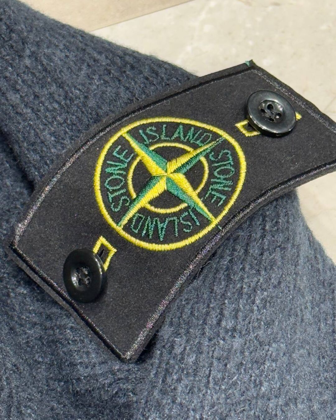 Свитер Stone Island