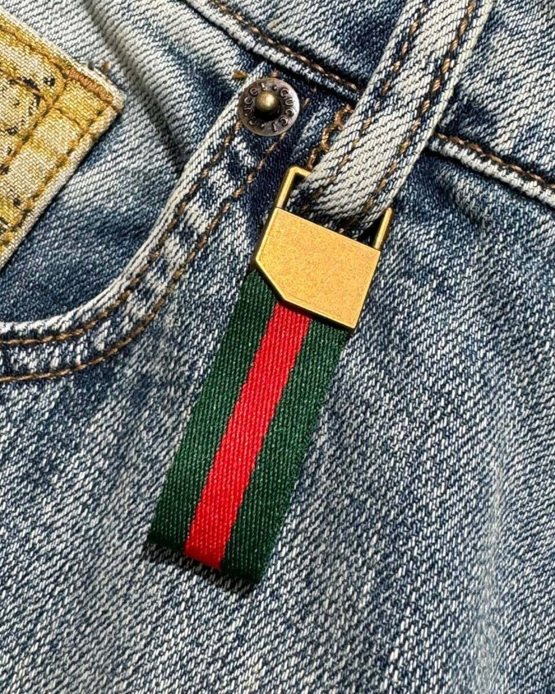 Джинсы Gucci — фото 7