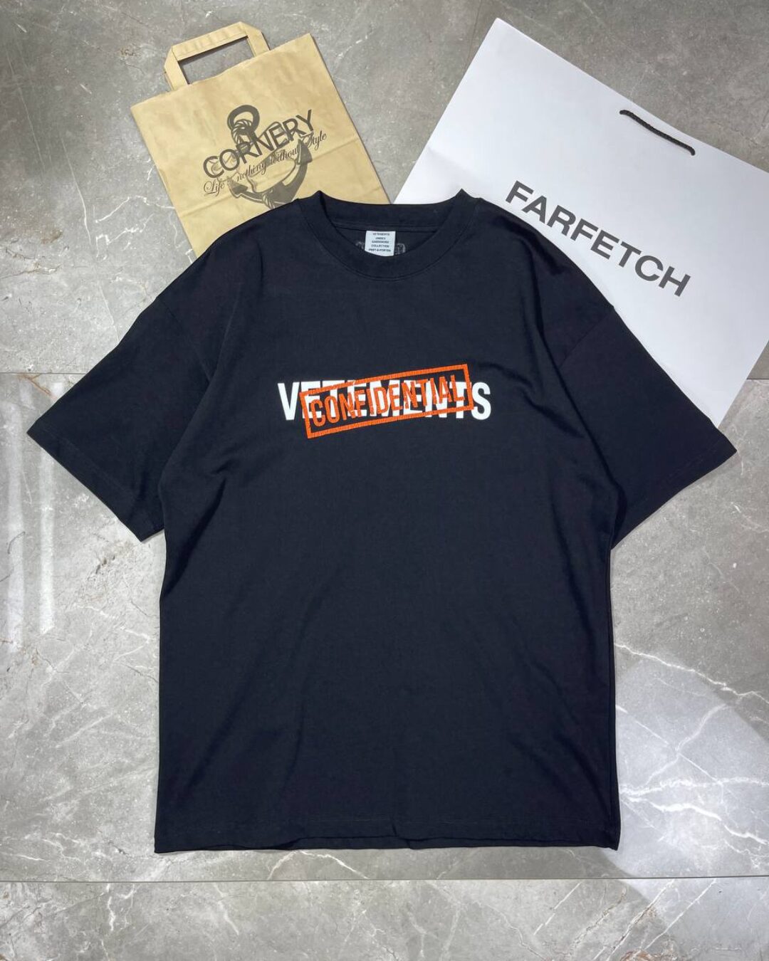 Футболка Vetements Confidential — фото 9
