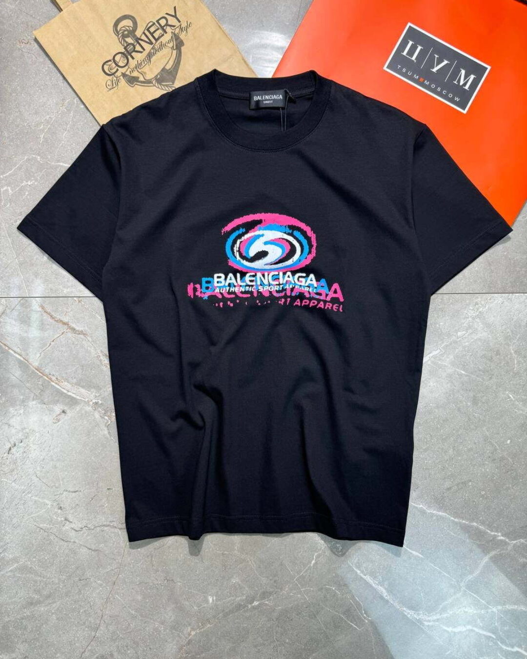 Футболка Balenciaga S25