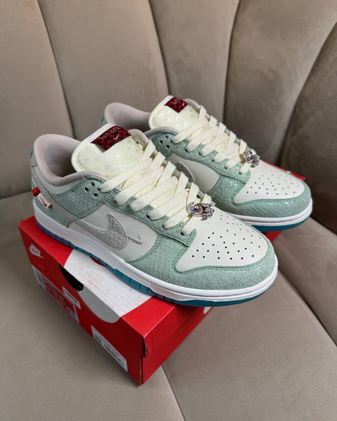 Кеды Nike Dunk Low LX Year Of The Dragon