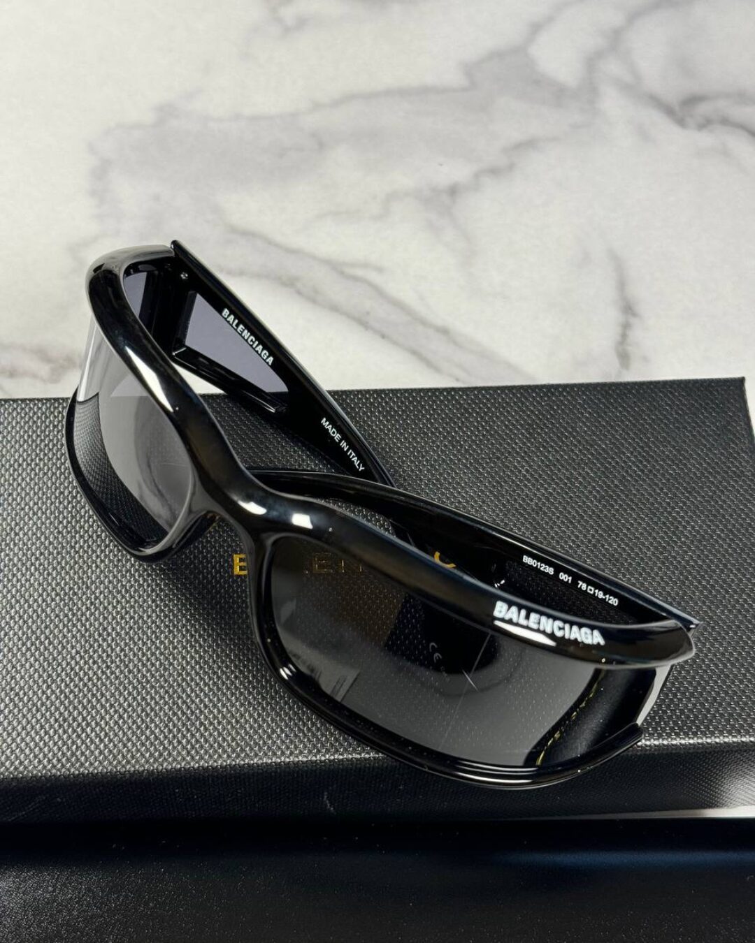 Очки Balenciaga