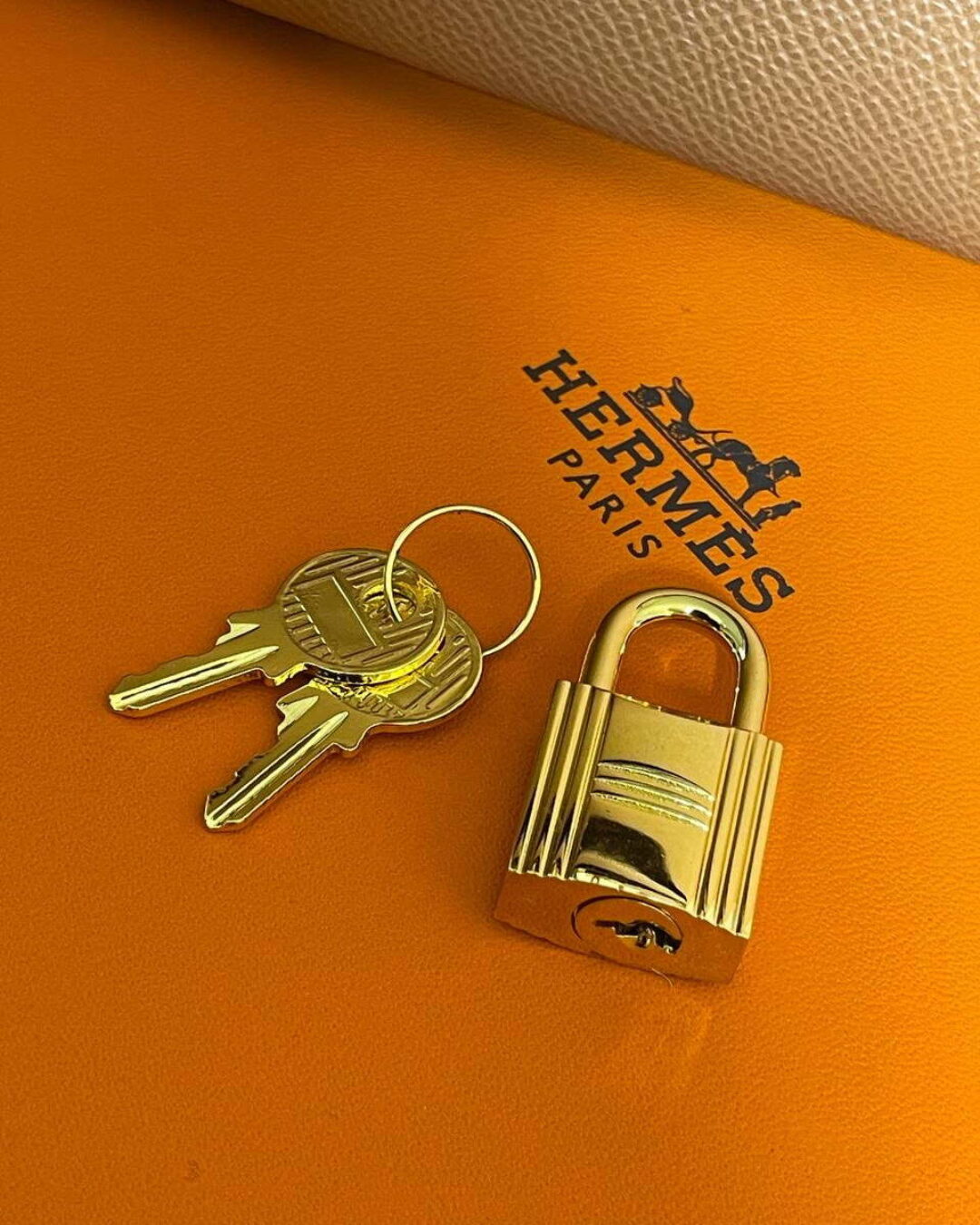 Сумка Hermes Kelly (28см)