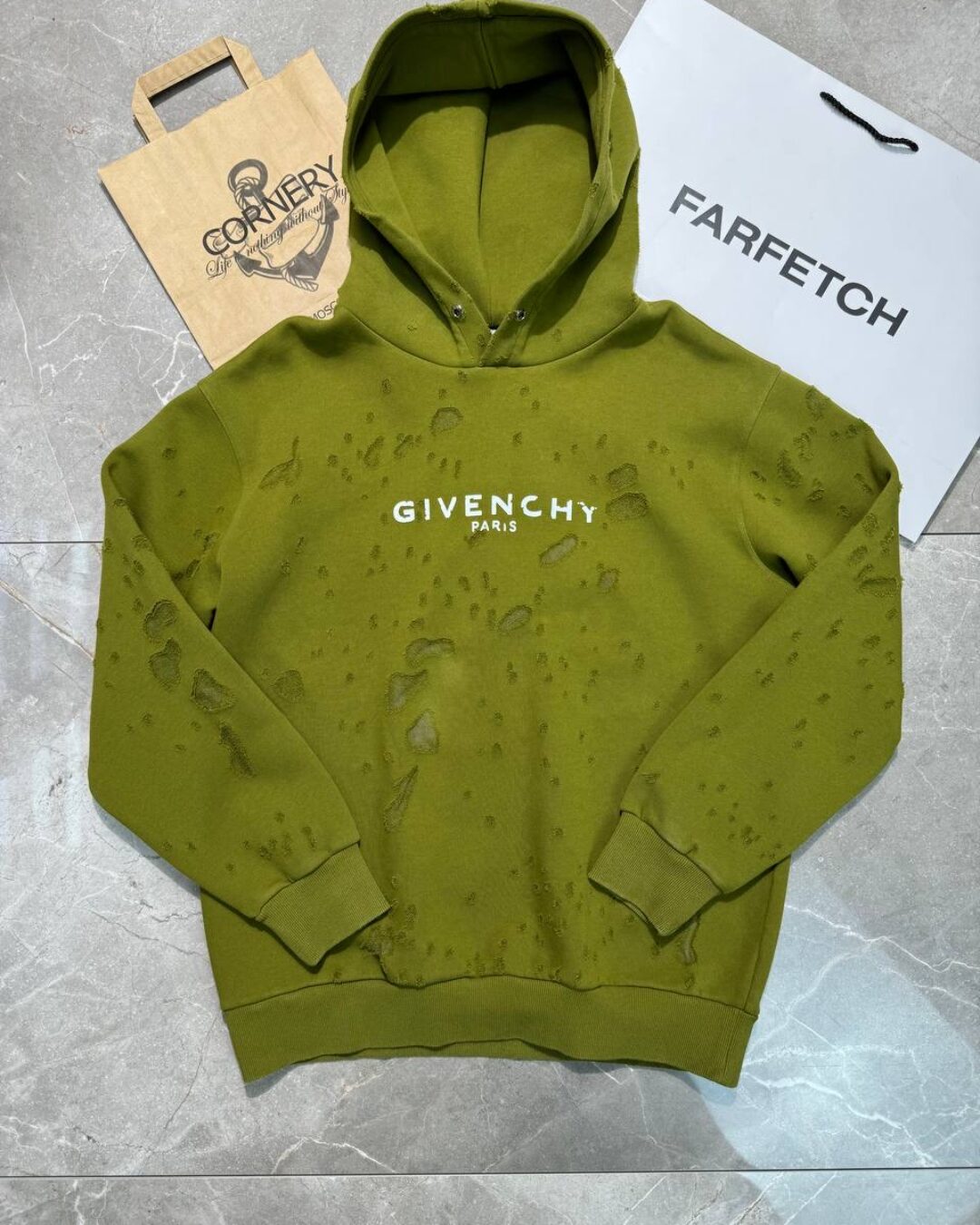 Худи Givenchy